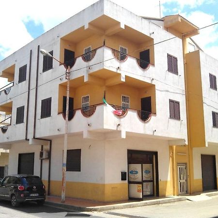 Hotel Celestina Villapiana Bagian luar foto